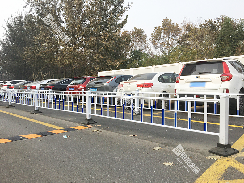 市政道路護欄